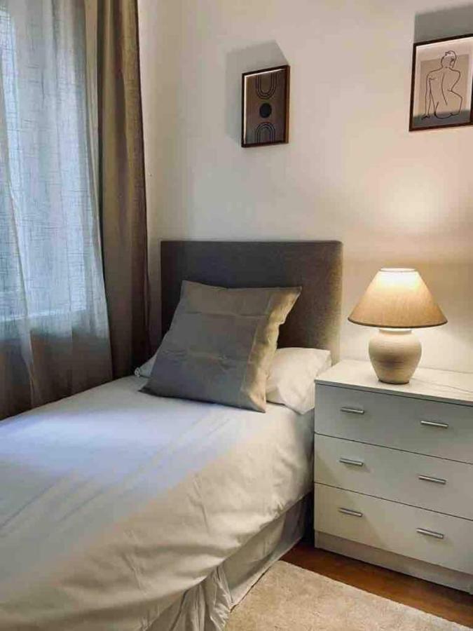 Excelente Piso De 3 Habitaciones En La Latina Madrid Exteriér fotografie